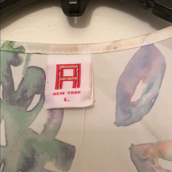 NWT! Wide Leg Watercolor Jumpsuit size L - Picture 3 of 6